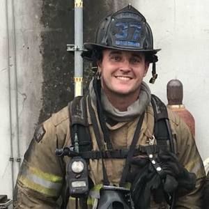 Meet your Posher, Dustin